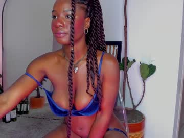 Itslau_ Chaturbate stream image from February 08, 2025