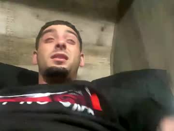 Clarkshammer95 Chaturbate stream image from February 08, 2025