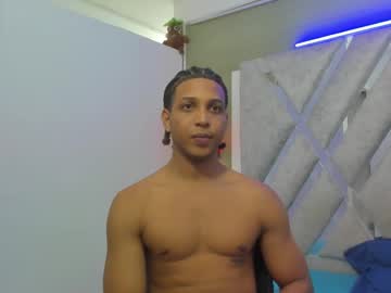 Jhay_Wheeler77 Chaturbate stream image from February 08, 2025