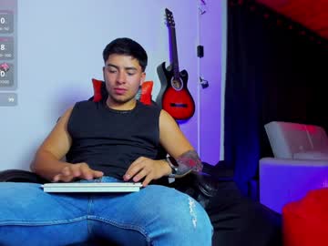 Zain_Smith Chaturbate stream image from February 08, 2025