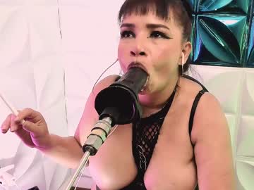 Annie_Wigg Chaturbate stream image from February 08, 2025