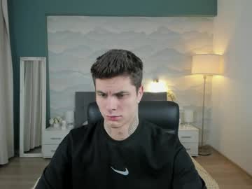 Marsik_Soo_Hot Chaturbate stream image from February 08, 2025