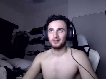 Senitzzu Chaturbate stream image from February 08, 2025