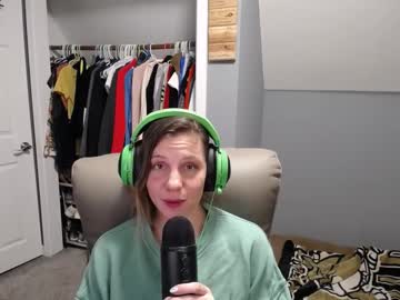 Skeletonbunnie Chaturbate stream image from February 08, 2025