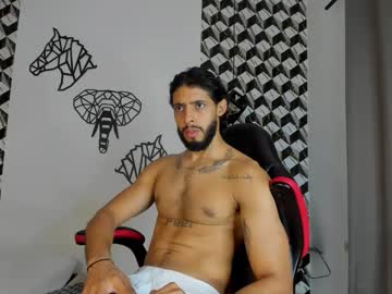 Dwaynehoff Chaturbate stream image from February 08, 2025