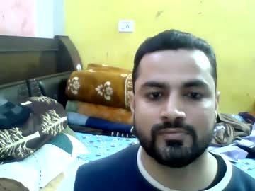 Hunkster102 Chaturbate stream image from February 08, 2025