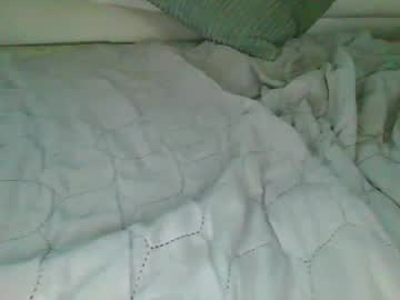 Justinyojustin Chaturbate stream image from February 08, 2025