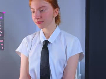 Katiebeames Chaturbate stream image from February 08, 2025