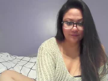 Kaya_Sweetz Chaturbate stream image from February 08, 2025