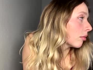 Goddessvi2 Chaturbate stream image from February 08, 2025