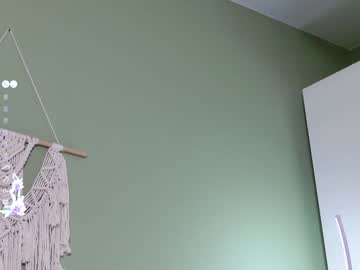 Rinassecret Chaturbate stream image from February 08, 2025