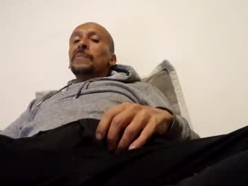Latinhardfuker1980 Chaturbate stream image from February 08, 2025