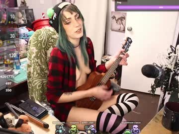 Lunasparkles Chaturbate stream image from February 08, 2025