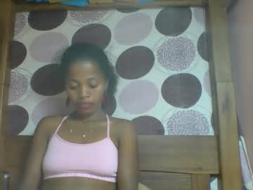 Rosiahot1 Chaturbate stream image from February 08, 2025