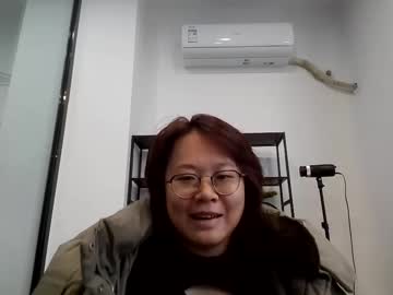 Swt_Iris Chaturbate stream image from February 08, 2025