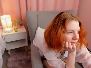 Theahend Chaturbate stream image from February 08, 2025