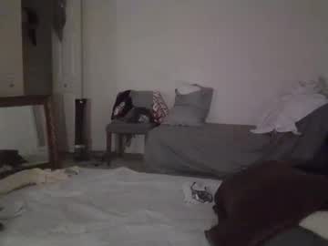 Trickquestion Chaturbate stream image from February 08, 2025
