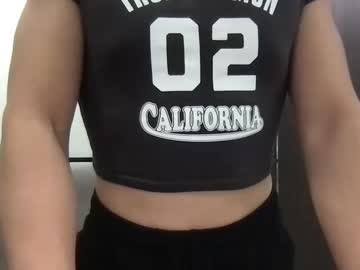 Azn_Savagery Chaturbate stream image from February 08, 2025