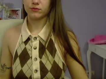 Emilly_Lust99 Chaturbate stream image from February 08, 2025
