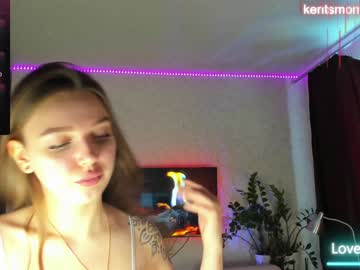 Kentsmomalis Chaturbate stream image from February 08, 2025