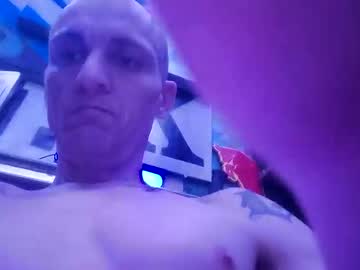 Hardercum9 Chaturbate stream image from February 08, 2025