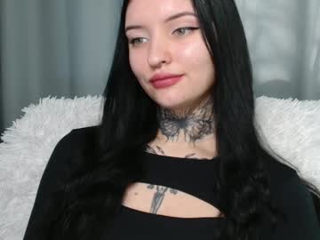 Molly_Montanaaa Chaturbate stream image from February 08, 2025
