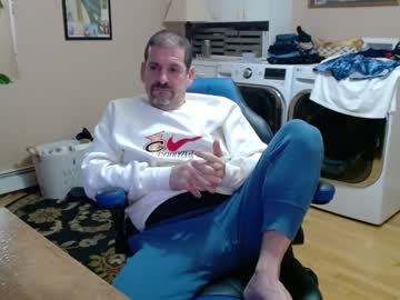 Islandguy70 Chaturbate stream image from February 08, 2025