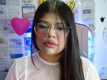 Emily_Lx Chaturbate stream image from February 08, 2025