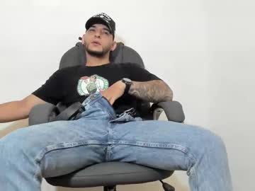 Iandygrasso Chaturbate stream image from February 08, 2025