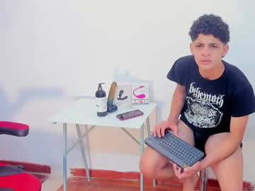 Nacho_Hot12 Chaturbate stream image from February 08, 2025