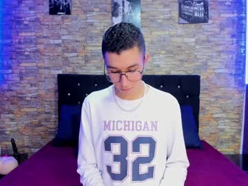 Thomas_Twink23 Chaturbate stream image from February 08, 2025