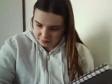 Dreammaud333 Chaturbate stream image from February 08, 2025