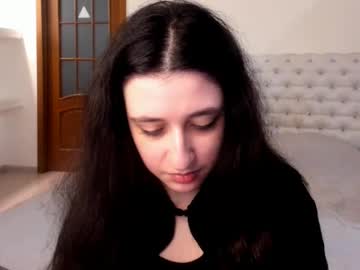 Ginablum Chaturbate stream image from February 08, 2025
