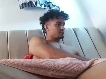 Reslen1998bigdick Chaturbate stream image from February 08, 2025