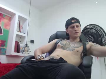 Leo_Cumming01 Chaturbate stream image from February 08, 2025