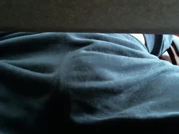 Justhere2playagain Chaturbate stream image from February 08, 2025