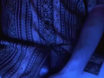 Youroneshot Chaturbate stream image from February 08, 2025