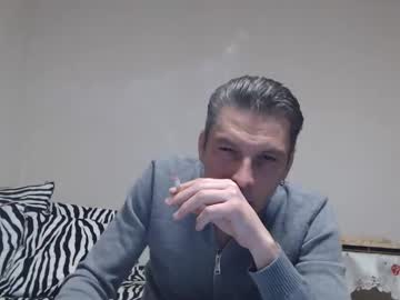 Lovelindt Chaturbate stream image from February 08, 2025