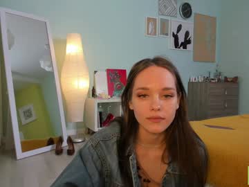 Moni_Carroll Chaturbate stream image from February 08, 2025