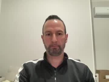 Peppinslosqualo Chaturbate stream image from February 08, 2025