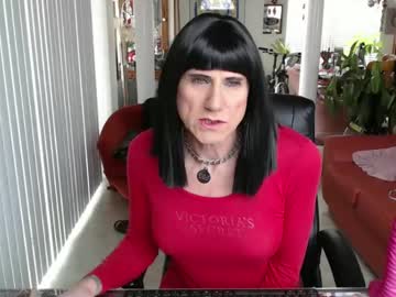 Kellyannelynn Chaturbate stream image from February 08, 2025