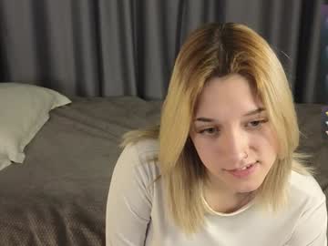 Peggycaris Chaturbate stream image from February 08, 2025