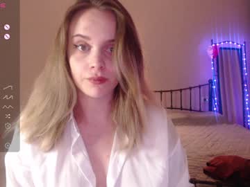 Wet_Lana Chaturbate stream image from February 08, 2025