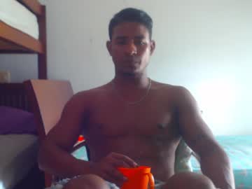 Gregory_X Chaturbate stream image from February 08, 2025