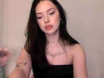 Emiiily_Kiss Chaturbate stream image from February 08, 2025