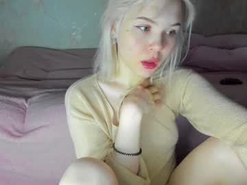 Juisykitten Chaturbate stream image from February 08, 2025