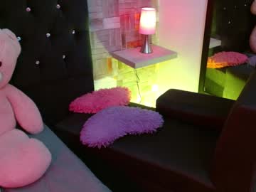 Aaron_Antonella_Mds Chaturbate stream image from February 08, 2025