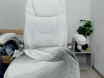 Deya_Divine Chaturbate stream image from February 08, 2025