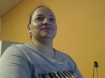 Miaabrownn Chaturbate stream image from February 08, 2025