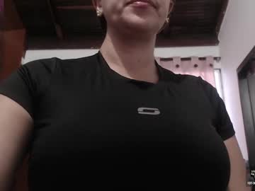 Sharlotte_Mom Chaturbate stream image from February 08, 2025